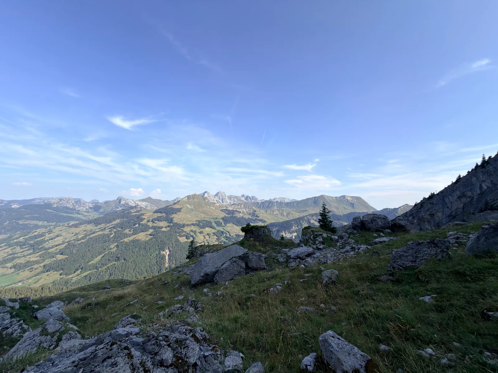 Photo de randonnée autour du Trou de la Mouche dans les Aravis